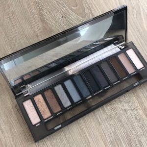 NAKED Smokey Urban Decay Palette